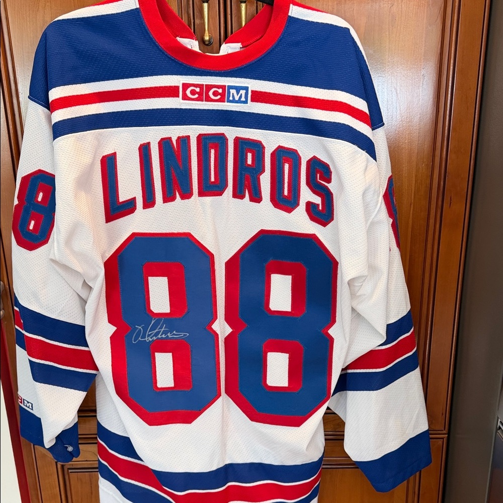 CCM White, Blue & Red Rangers Signed Lindros #88 Hockey Jersey not certified